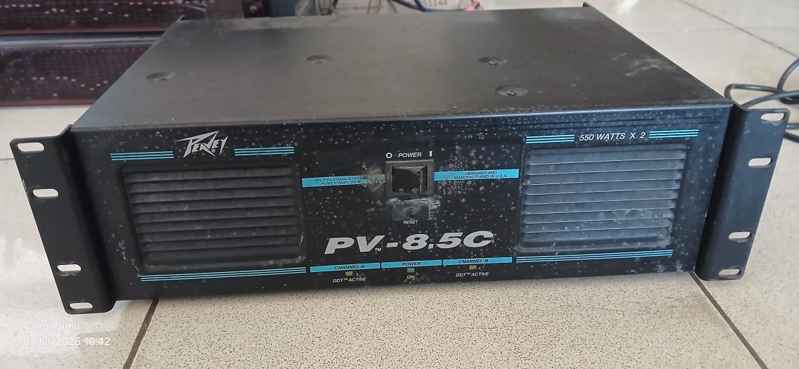 Dokumentasi Power Amplifier (Peavey PV-8.5C)