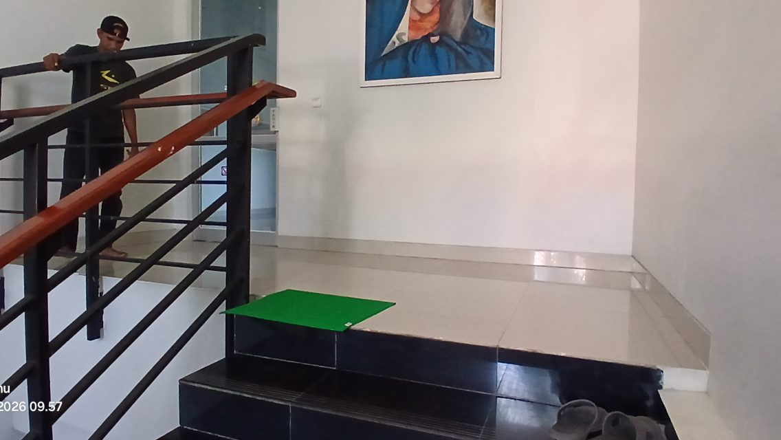 Dokumentasi Perbaikan Keramik di Aula Lux Oriente Lantai 3